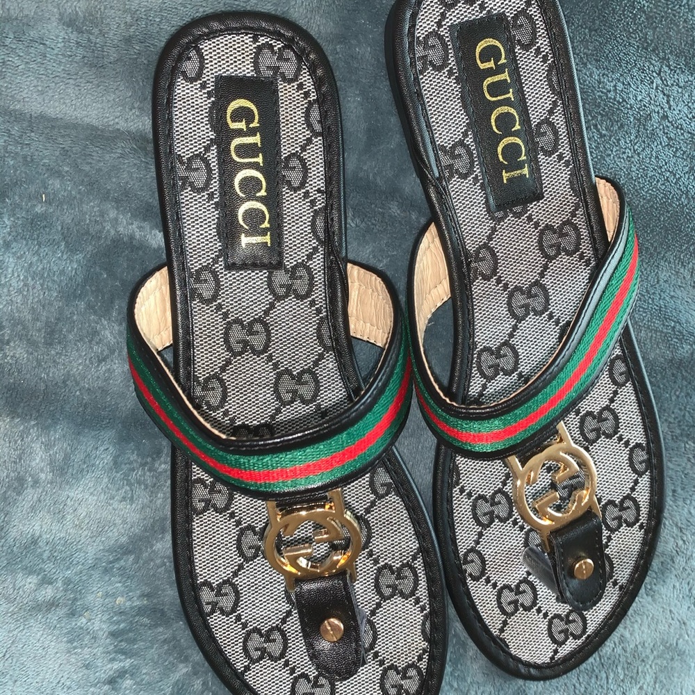 Gucci Womens Sandals size 40